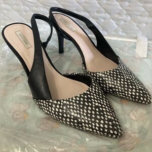 Cole Haan leather sling back heel